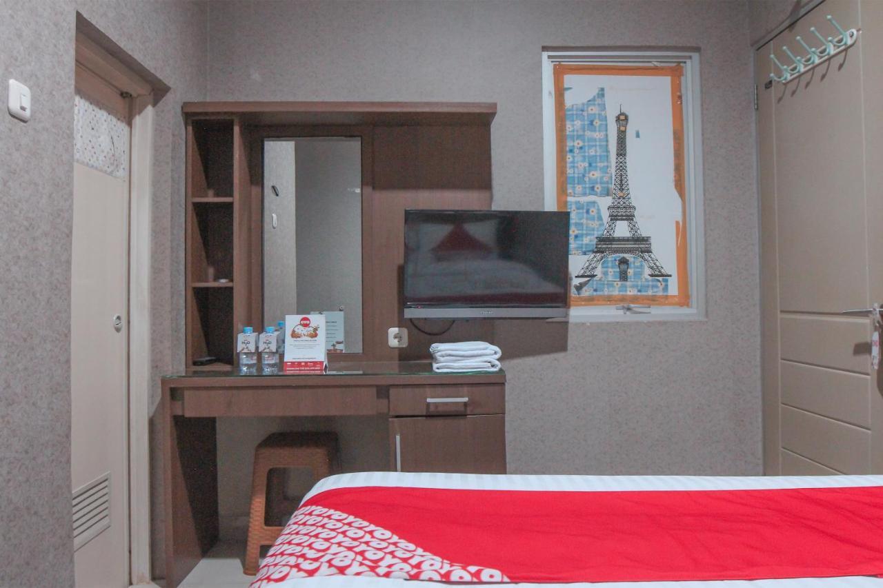 Oyo 383 Env Residence Джакарта Экстерьер фото